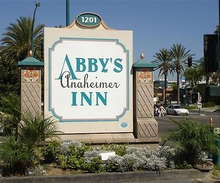 Abby'S Anaheimer Inn - Across Disneyland Park Exterior foto